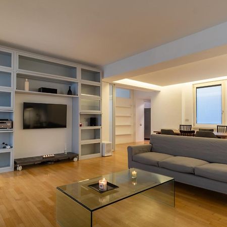 Attic With Terrace And Jacuzzi - Luxury Apartment Рим Екстер'єр фото