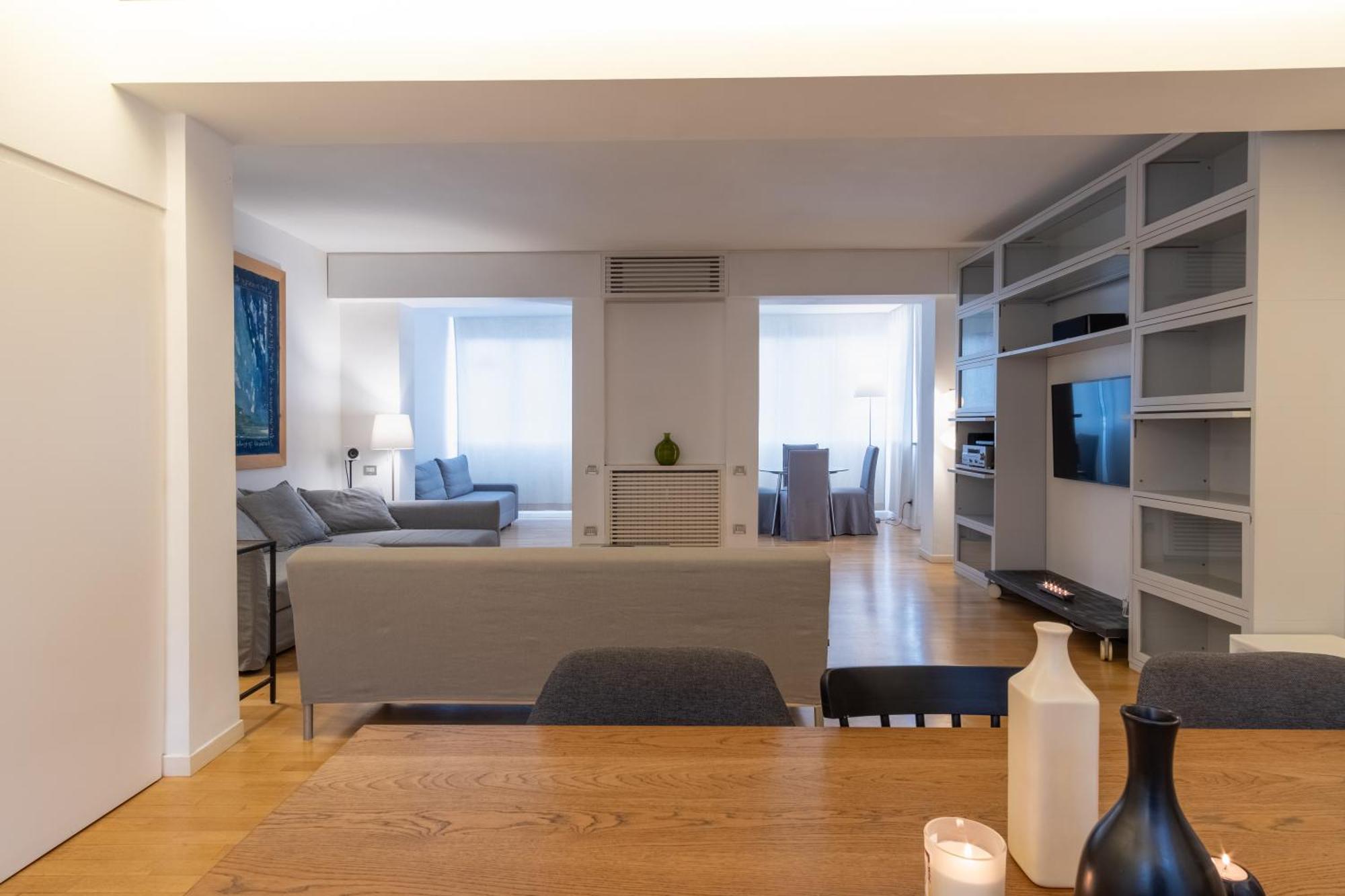 Attic With Terrace And Jacuzzi - Luxury Apartment Рим Екстер'єр фото