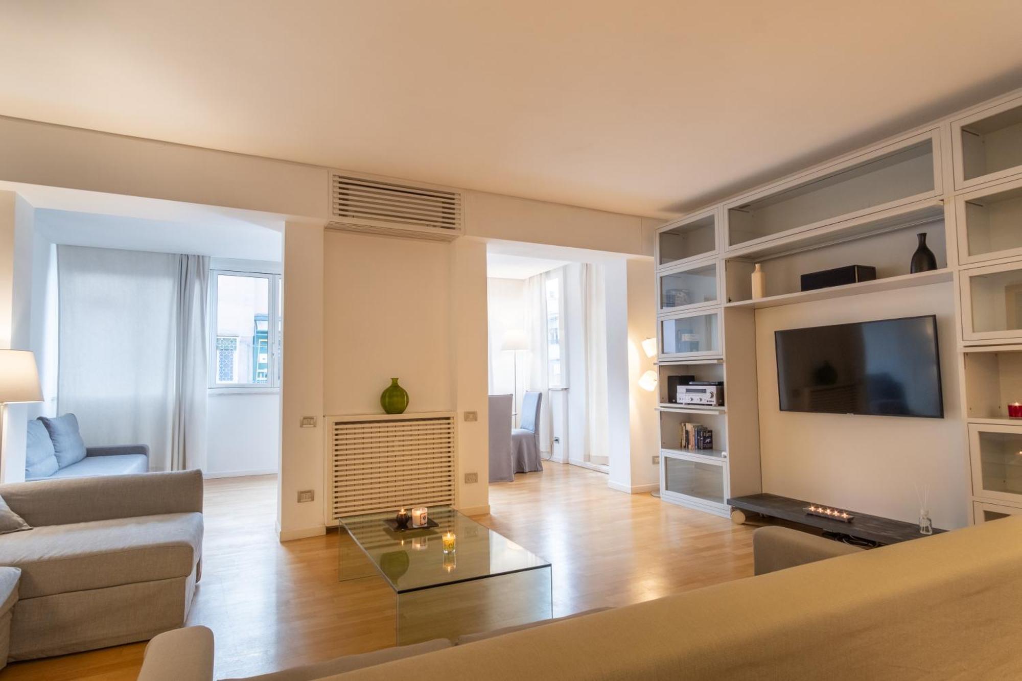 Attic With Terrace And Jacuzzi - Luxury Apartment Рим Екстер'єр фото