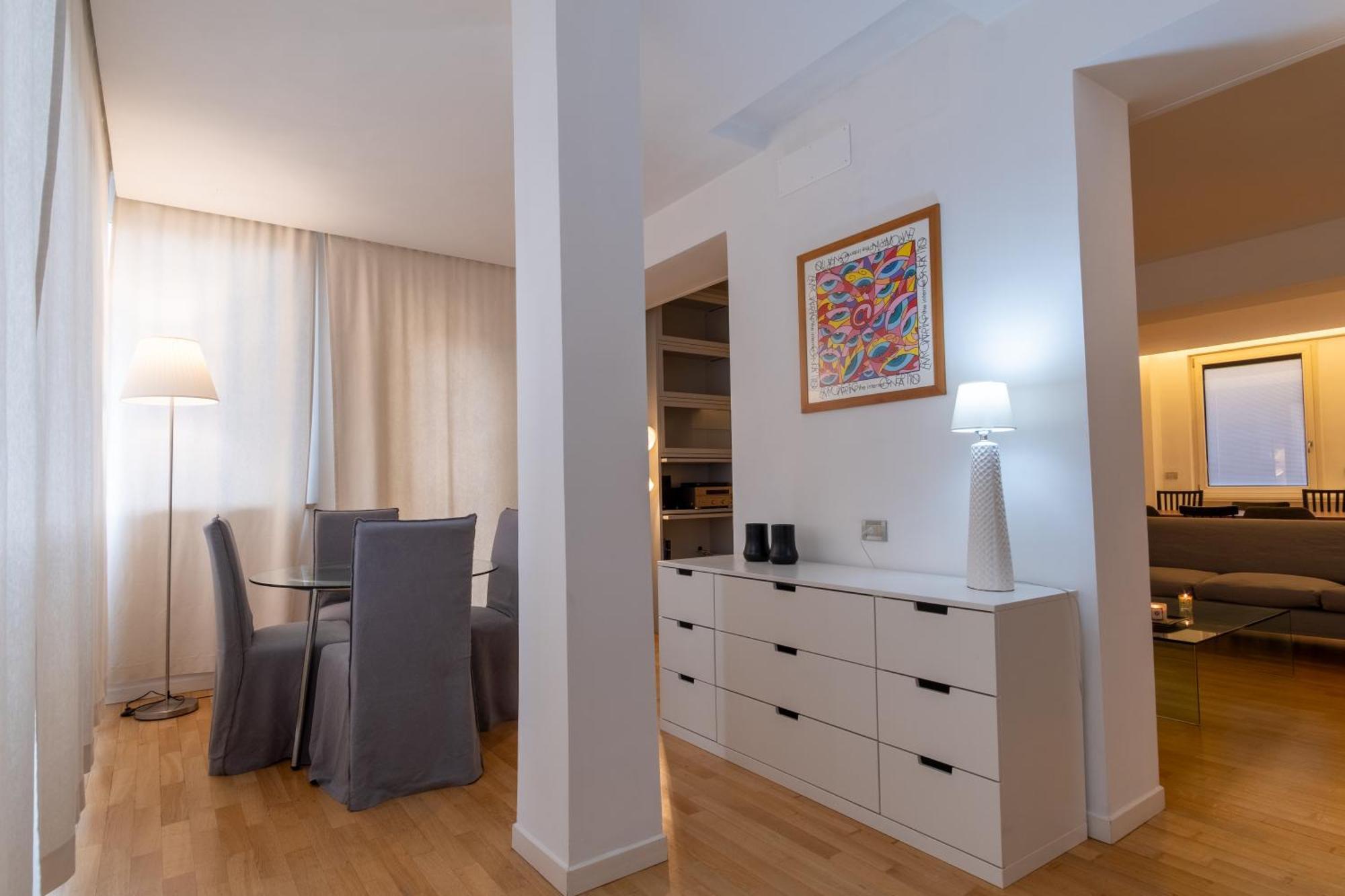 Attic With Terrace And Jacuzzi - Luxury Apartment Рим Екстер'єр фото